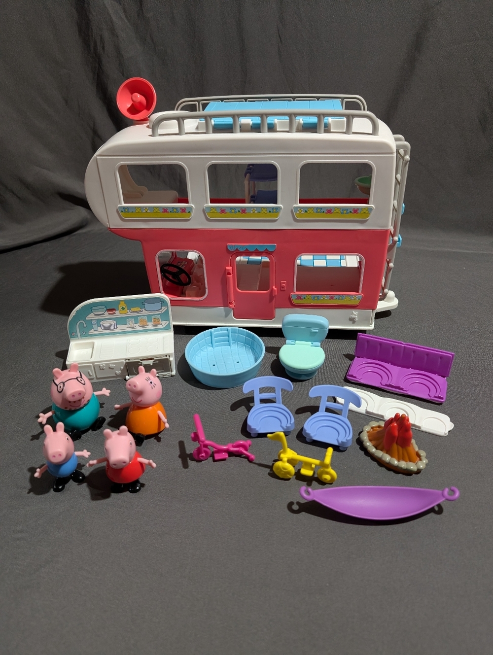 Peppa Pig Peppa's Family Motorhome RV Camper Playset with Accessories & Sound